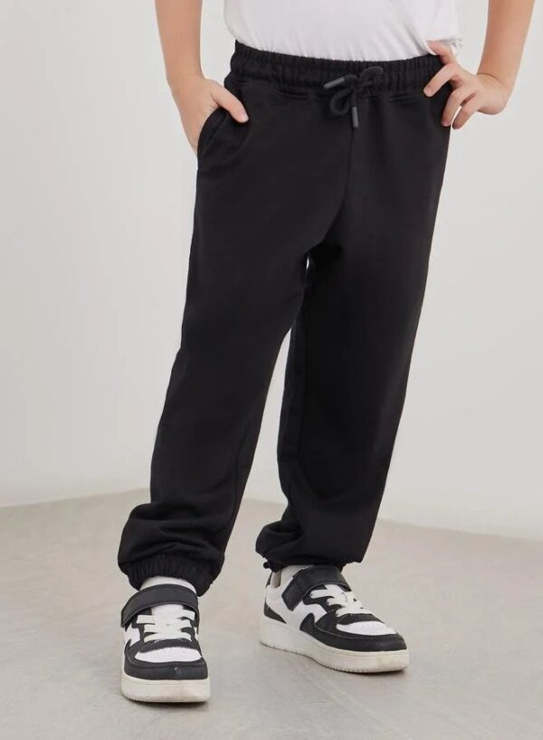 jogger - Image 3